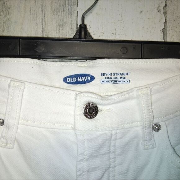 Old Navy Sky-Hi Straight White Button Fly 32x27 - Picture 4 of 8